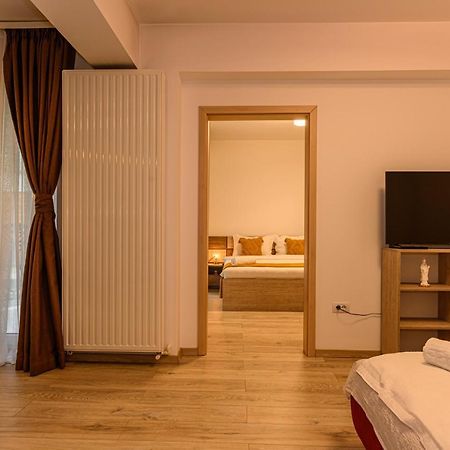 Jad - Luxury Apartments Afi Mall Braşov Exteriör bild